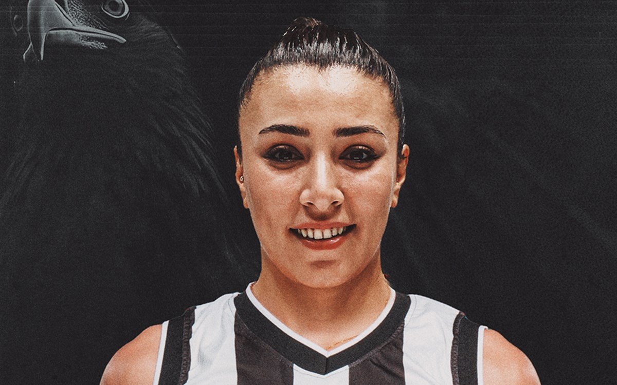 Beşiktaş Kadın Voleybol Takımı Yasemin Özel ile yeni sezon hazırlıklarında