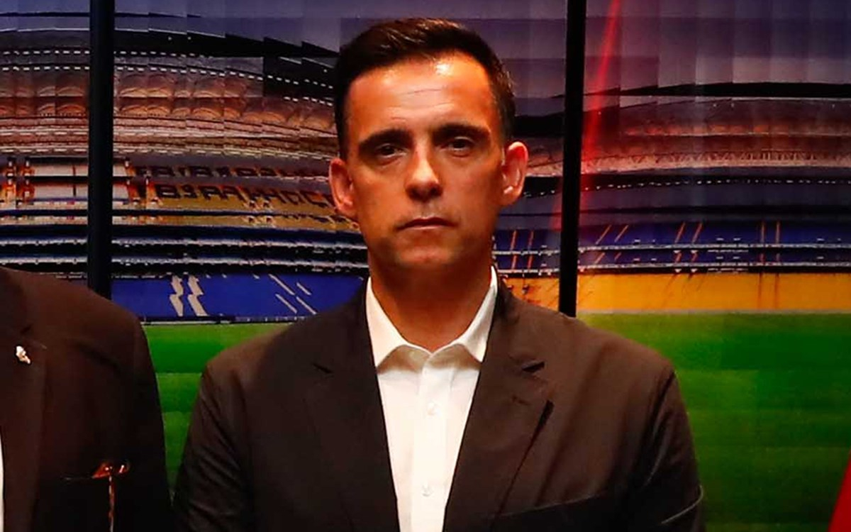 Fenerbahçe yönetimi ve taraftarlar uyum içinde değil