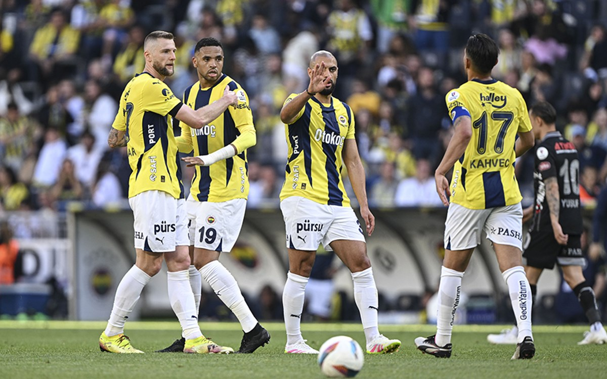 Fenerbahçe oyuncuları sezon sonunda açıklamalarda bulunuyor
