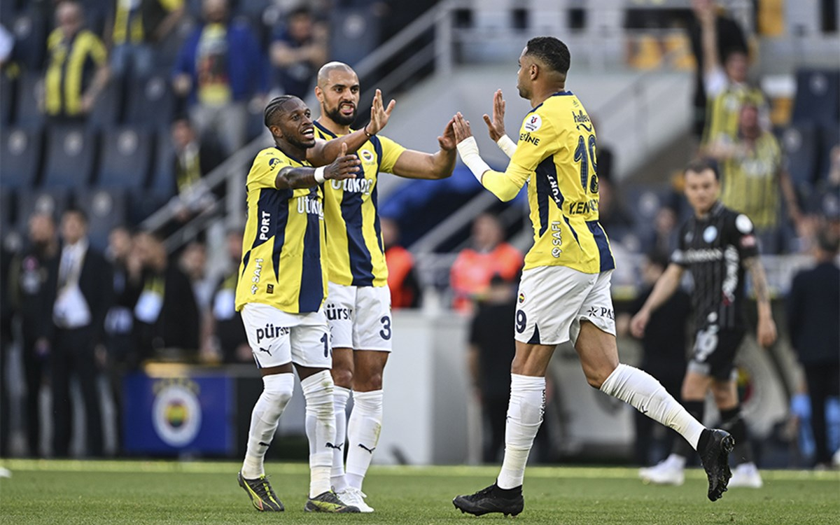 Fenerbahçe Transfer ve Seçim Belirsizliğiyle Gündemde: Kulüp Başkanı ve Futbolcuların Durumu