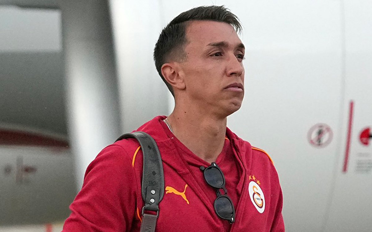 Galatasaray'da Muslera veda toplantısı, başkan ve kaptan yan yana