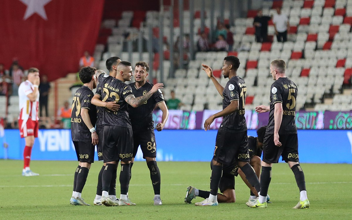 Trabzonspor sezon sonunda hayal kırıklığı yaşadı