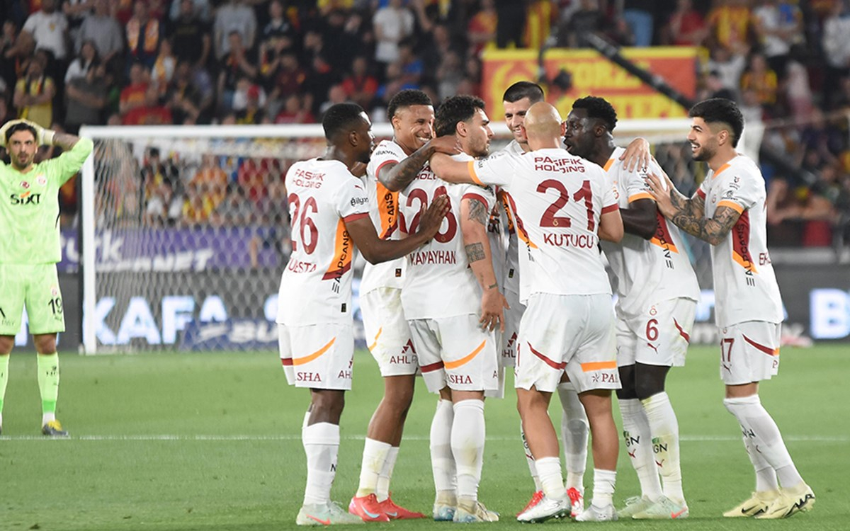 Galatasaray Bernardo Silva transferi için görüşme yapıyor