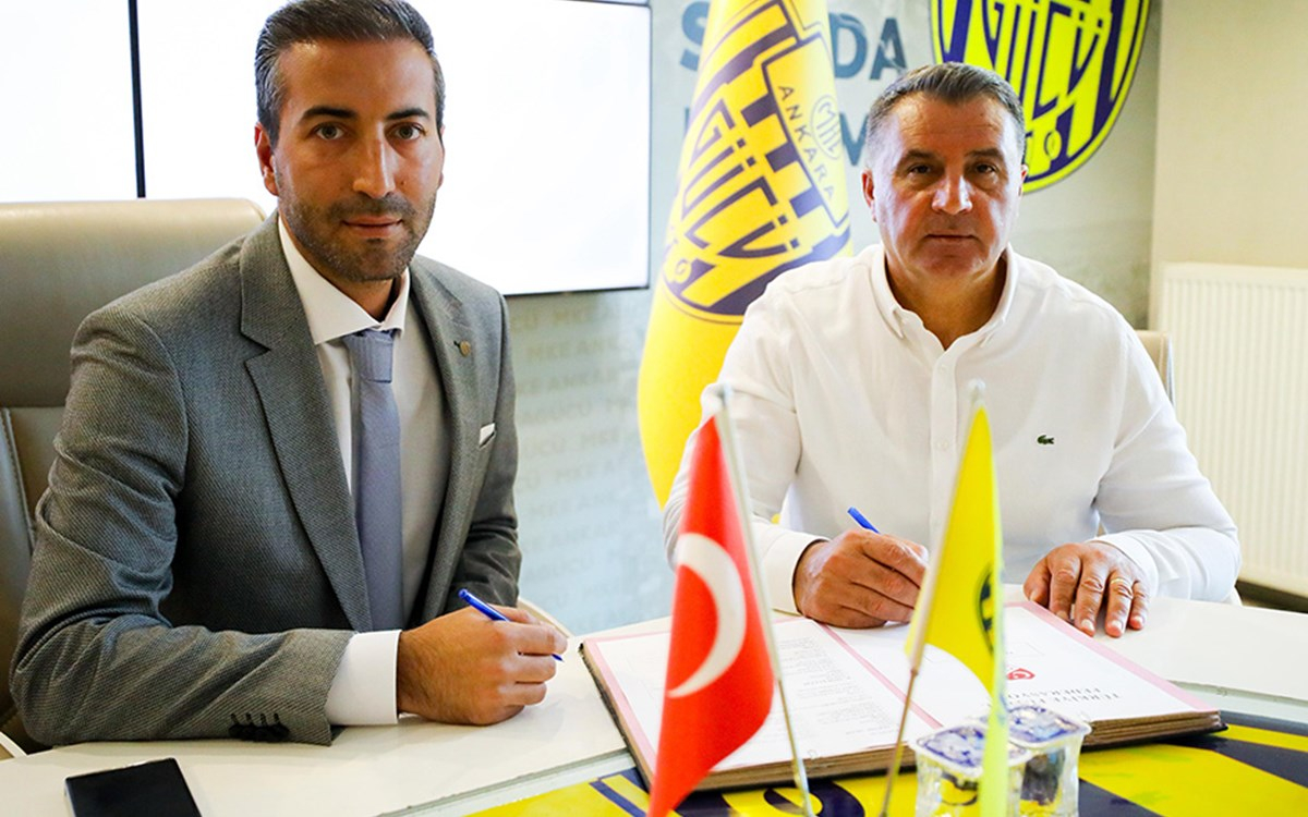 Ankaragücü teknik direktörü Mustafa Kaplan