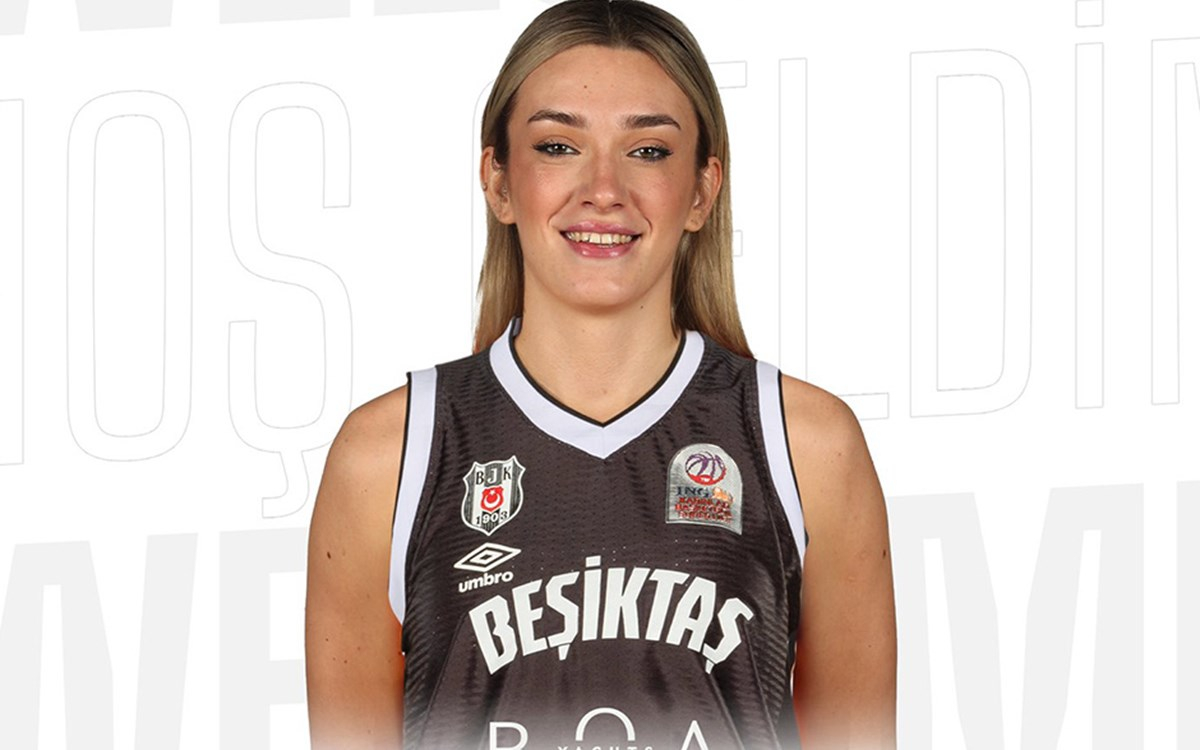 Beşiktaş kadın basketbol takımı yeni transfer Meltem Yıldızhan ile birlikte