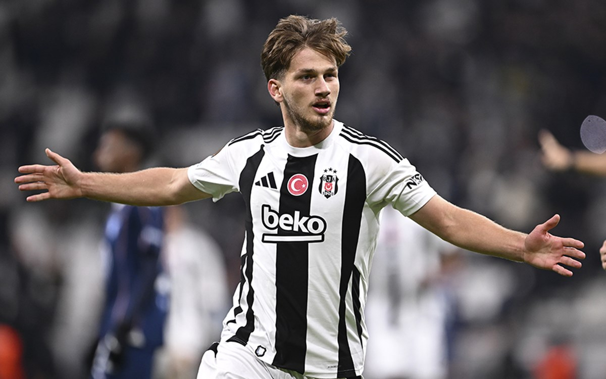Beşiktaş'ta Semih Kılıçsoy transferi haber resmi