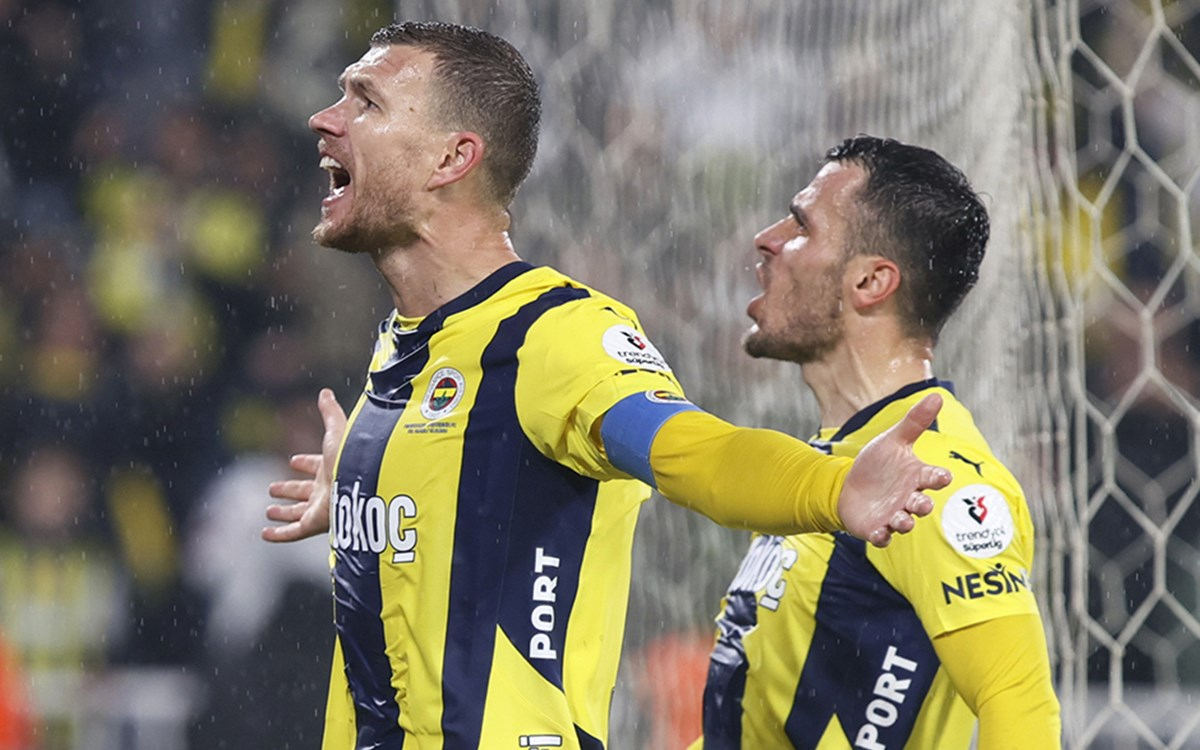 Fenerbahçe'de Edin Dzeko ayrılığı