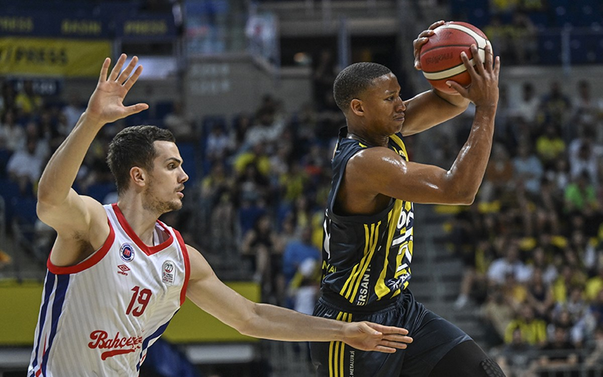 Fenerbahçe Beko ve Bahçeşehir Koleji karşılaşması maç görüntüsü