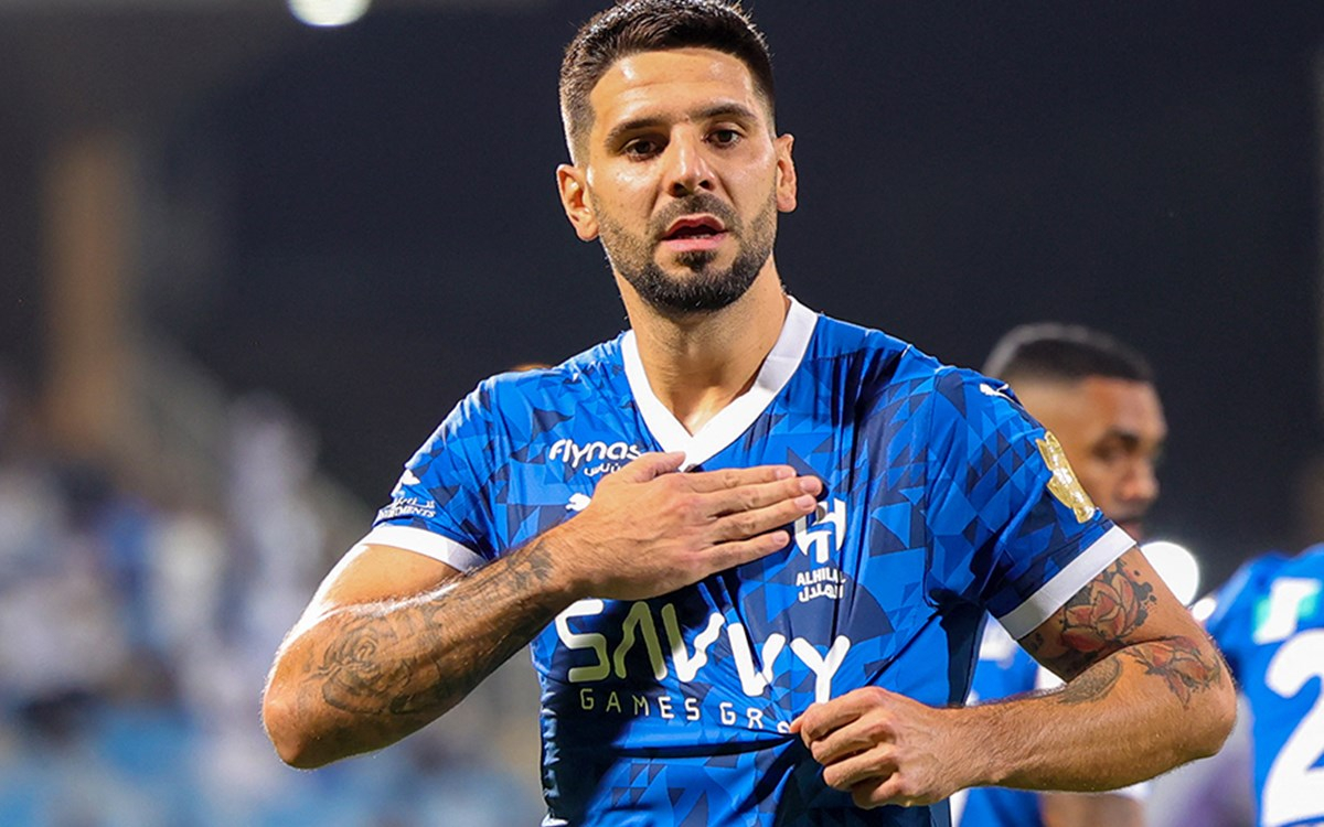 Aleksandar Mitrovic transfer gelişmeleri