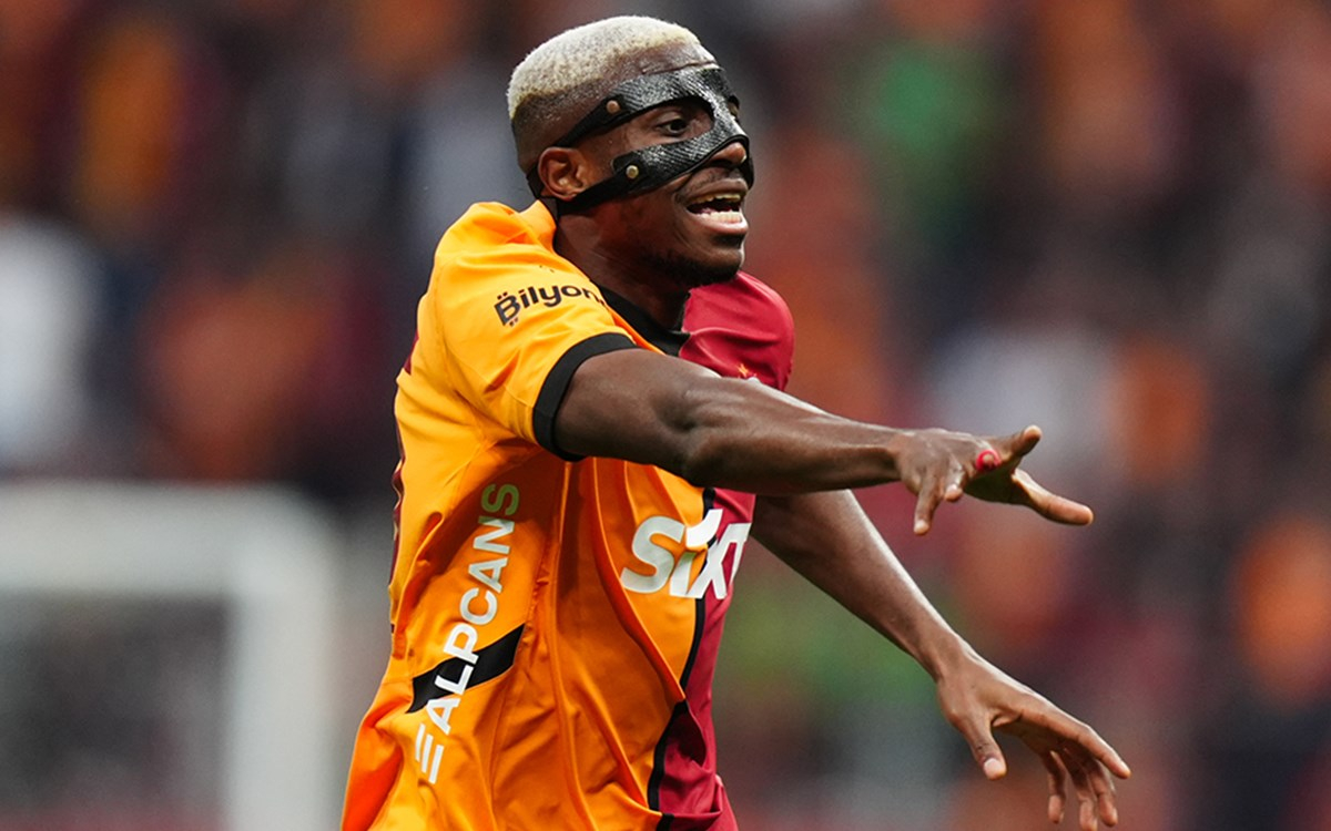 Galatasaray forması giyen Victor Osimhen