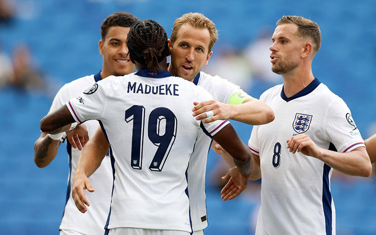 İngiltere ve Andorra futbol maçında Harry Kane gol atarken