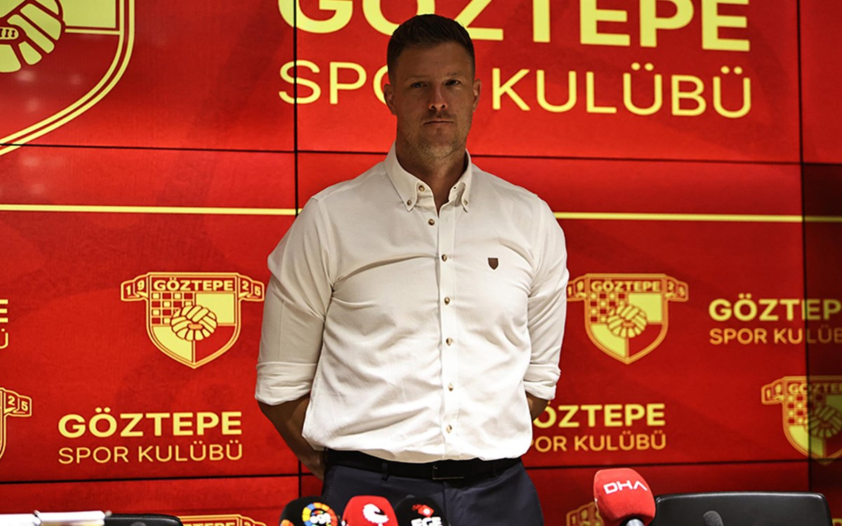 Göztepe Sportif Direktörü Ivan Mance basın toplantısında